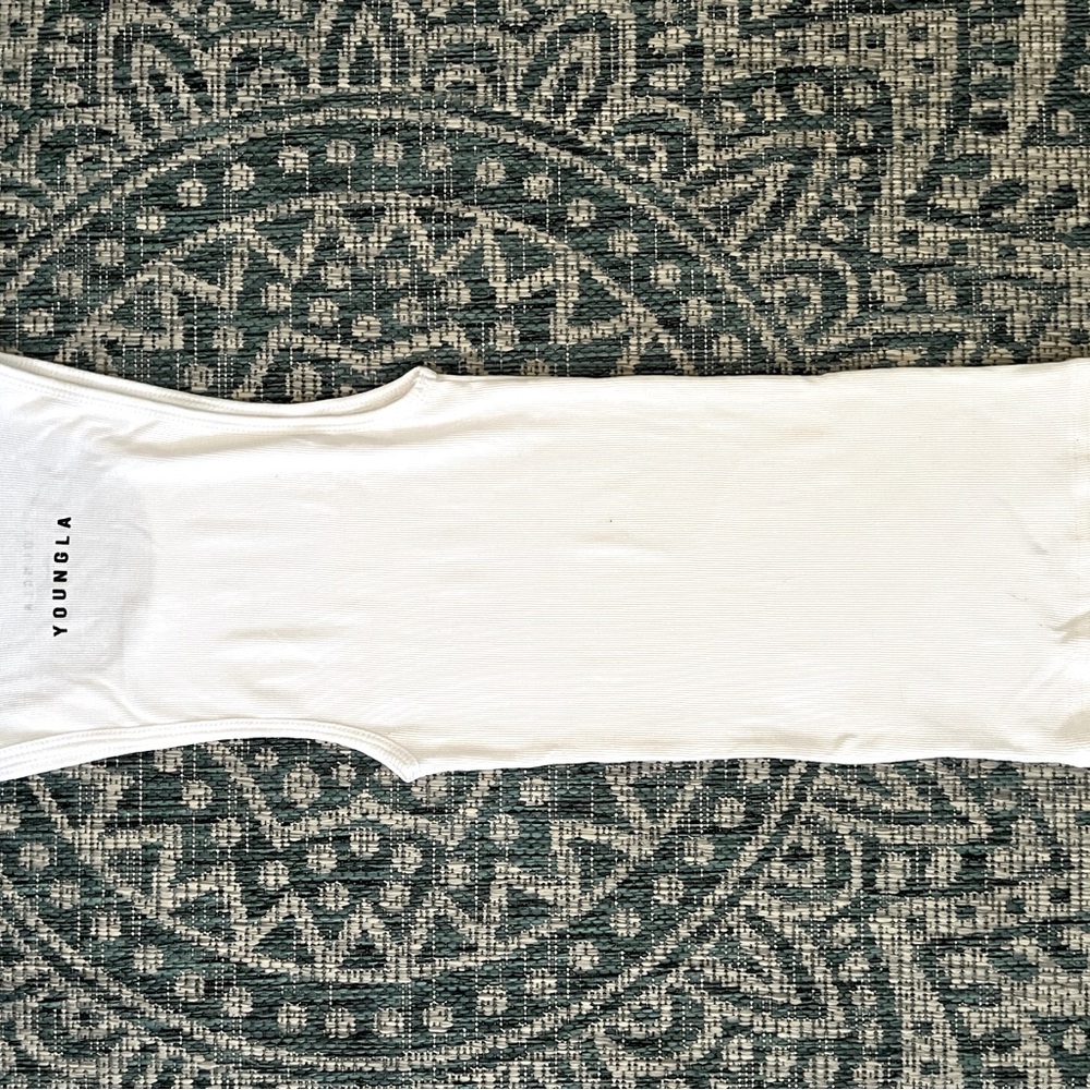 🔥yonngLA compression tank🔥
